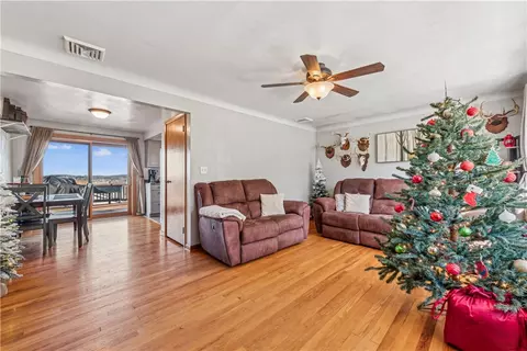 Living - 517 E 4th Ave, Derry, PA 15627 photo 1 of 1