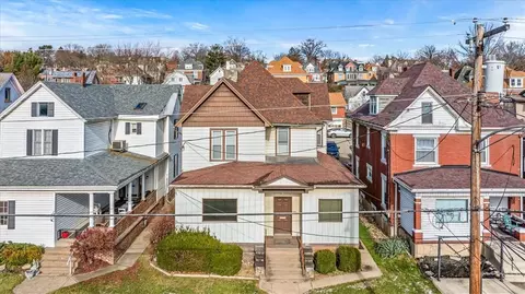 224 W Pike St, Canonsburg, PA 15317