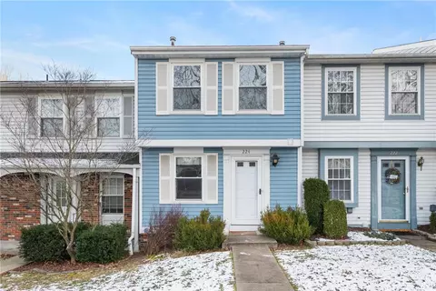 224 Olde Orchard Dr, Bridgeville, PA 15017