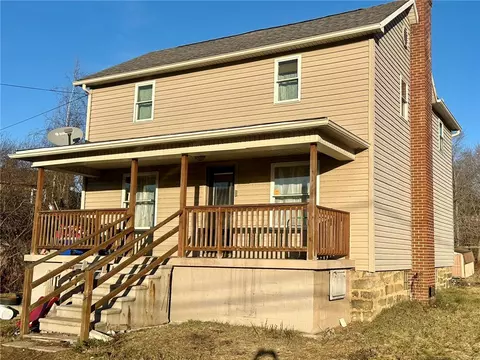 140 Edgewood Dr, Hastings, PA 16646