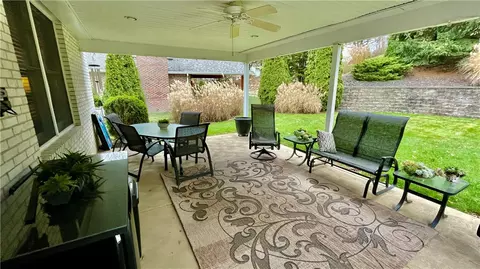 681 Adele Dr, Irwin, PA 15642 photo 15