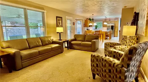 681 Adele Dr, Irwin, PA 15642 photo 13