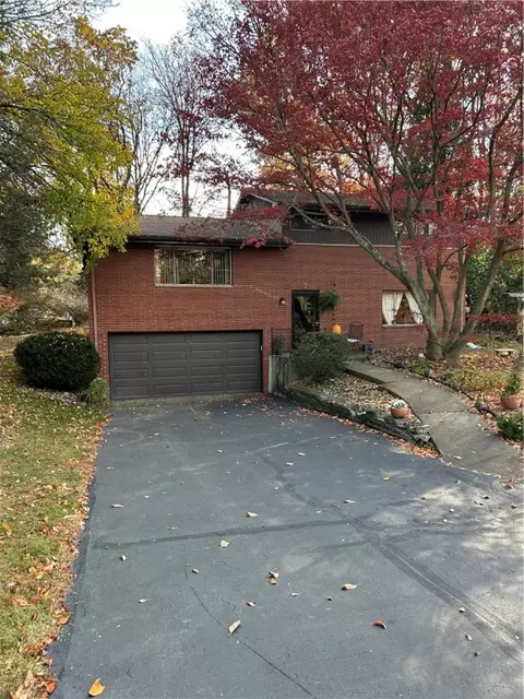 7 Bel Aire, Delmont, PA 15626