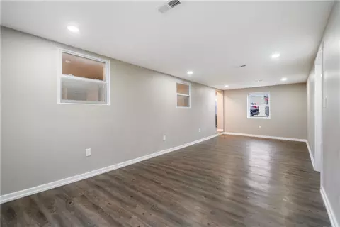Living - 10941 Old Trail Rd, Irwin, PA 15642 photo 3 of 7