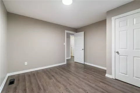 Bedroom - 10941 Old Trail Rd, Irwin, PA 15642 photo 2 of 5