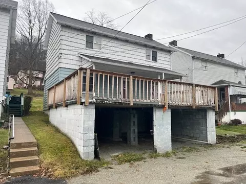 418 N 2nd St, West Newton, PA 15089