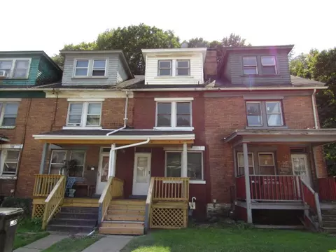 845 Franklin Ave, Aliquippa, PA 15001