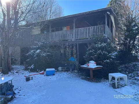 373 Grimes Rd, Normalville, PA 15469