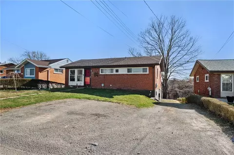 337 Princeton Dr, Pittsburgh, PA 15235