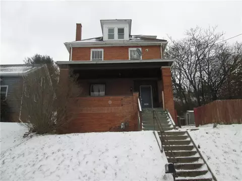 956 Spruce St, Ambridge, PA 15003
