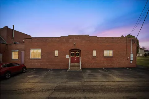 206 Alexander Ave, Strabane, PA 15363