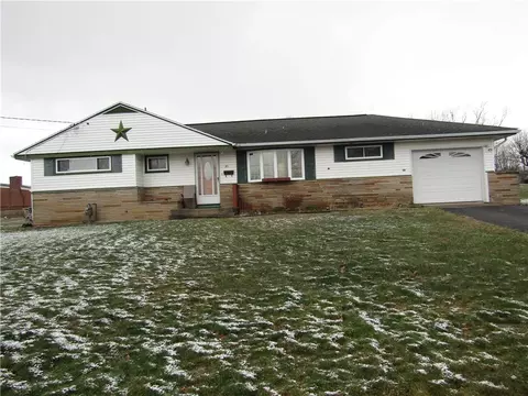 35 Jeffries, Uniontown, PA 15401