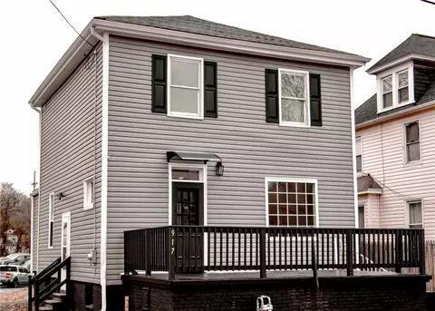 917 15th St, Beaver Falls, PA 15010