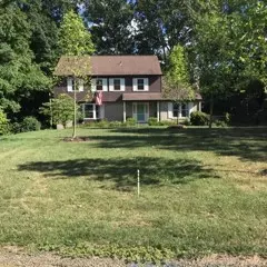 760 Heathergate Dr, Pittsburgh, PA 15238
