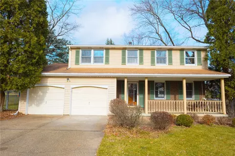 210 Kenney Dr, Sewickley, PA 15143