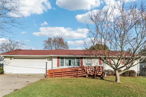 1409 Cranbrook Dr, Hermitage, PA 16148