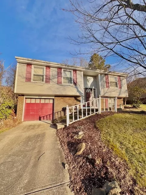 747 Vanderbilt Dr, Monroeville, PA 15146