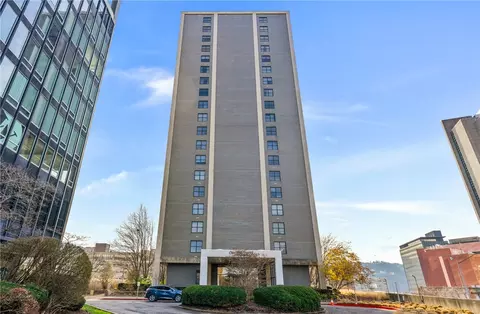 112 Washington Pl #20D, Pittsburgh, PA 15219