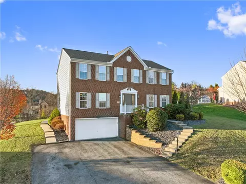 207 Kingsbrooke Dr, Greensburg, PA 15601