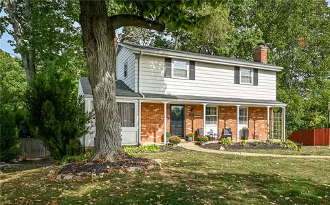 207 Laurel Hill Rd, Allison Park, PA 15101