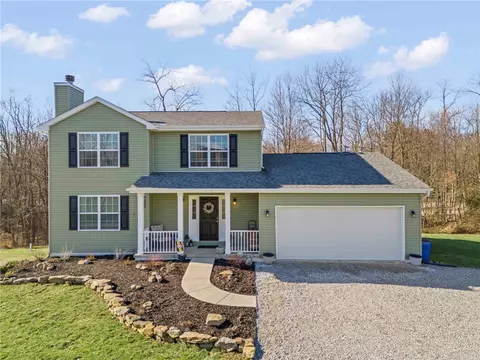260 E Riverside Rd, East Millsboro, PA 15433