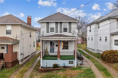 415 Welker St, Jeannette, PA 15644