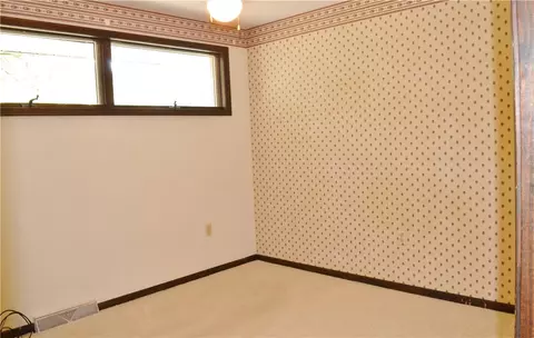 2183 Locust St, Export, PA 15632 photo 10