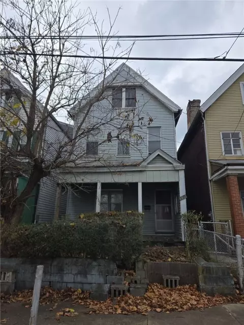 32 Mayflower St, Pittsburgh, PA 15206