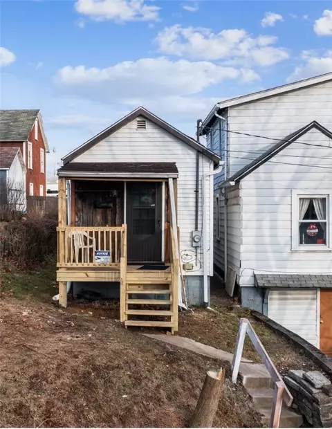 924 Prospect St, Brackenridge, PA 15014