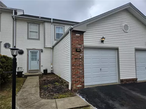 1201 Chelsea Dr, Imperial, PA 15126