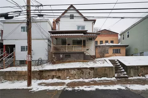 522 Woodward Ave, Mckees Rocks, PA 15136