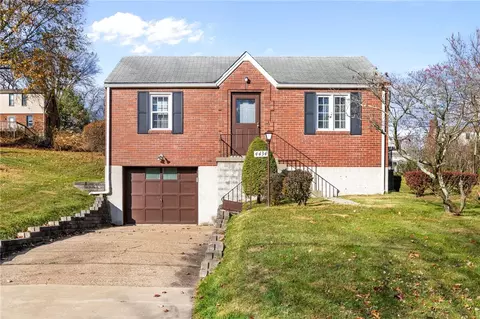 4434 E Barlind Dr, Pittsburgh, PA 15227