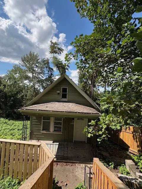 320 Mystic Ave, East Mckeesport, PA 15035