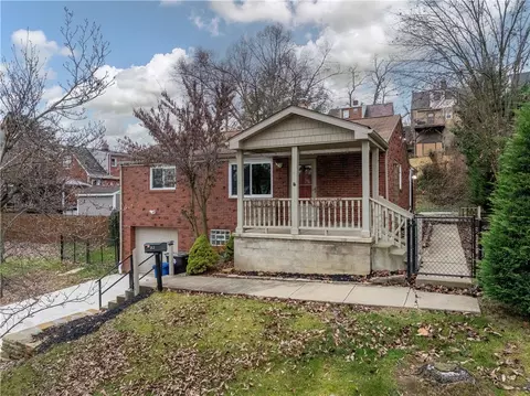 213 Meadowdell Dr, Pittsburgh, PA 15227