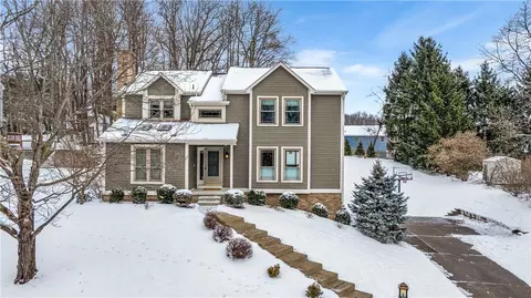 230 Bradford Dr, Wexford, PA 15090