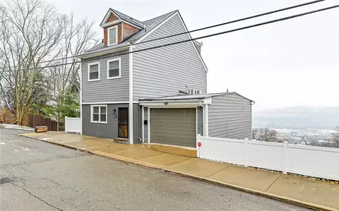 3453 Ridgway St, Pittsburgh, PA 15213