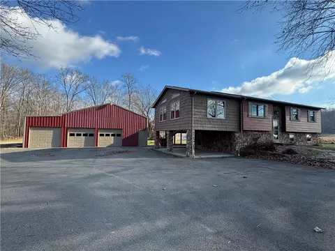 190 Thomas Covered Bridge Rd, Indiana, PA 15701