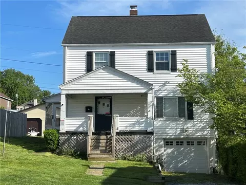 722 N 1st St, Jeannette, PA 15644