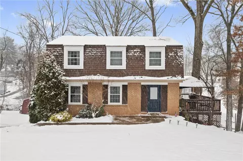 185 Cypress Dr, Pittsburgh, PA 15241
