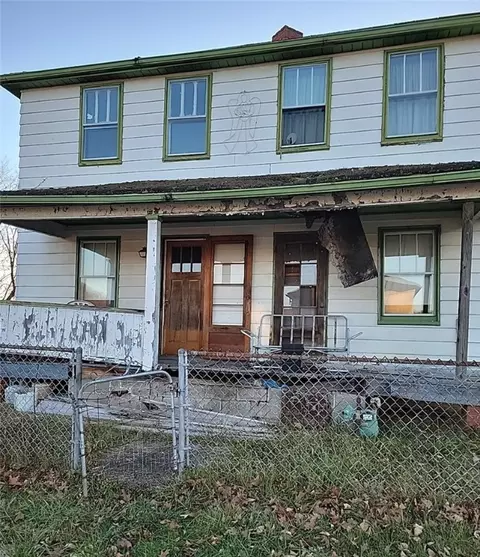 54 Van Voorhis Ln, Van Voorhis, PA 15366