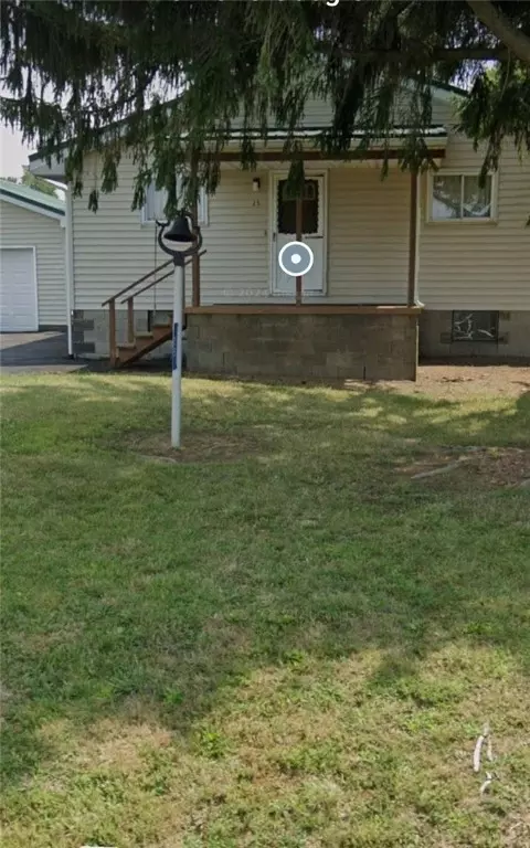 25 Poplar Rd, Greenville, PA 16125