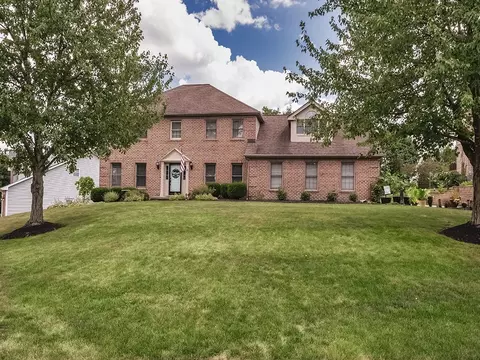 170 Village Dr, Cranberry Township, PA 16066