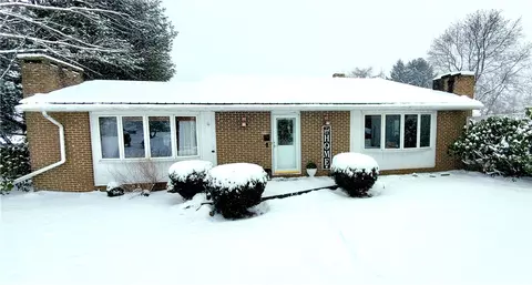 925 Alwine, Johnstown, PA 15904
