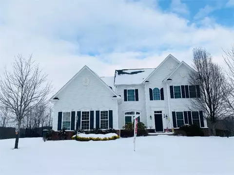 229 Pine Crest Ct, Gibsonia, PA 15044