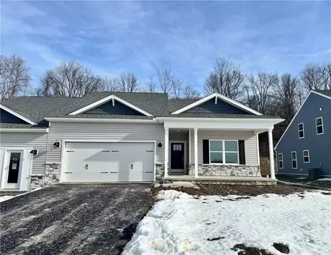 3027 Audrey Dr, Greensburg, PA 15601