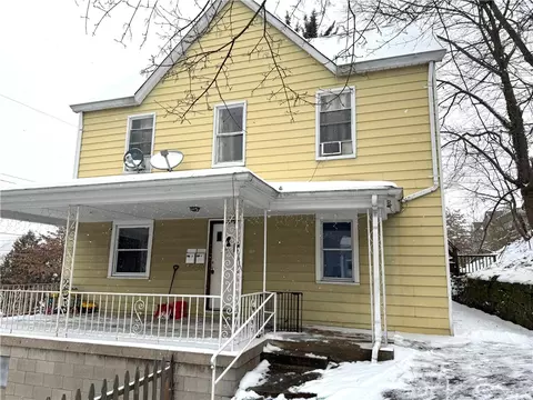 202 Florence St, Wilmerding, PA 15148