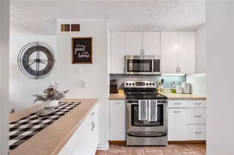 Kitchen - 111 Forest Dr, Seven Fields, PA 16046 photo 1 of 5