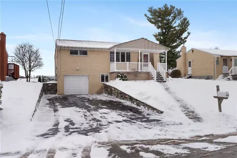 641 Judith Dr, Pittsburgh, PA 15236