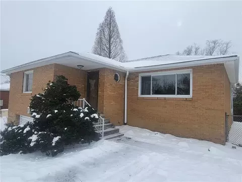 1832 Virginia Via, Washington, PA 15301