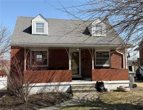 227 Mellon St, West Mifflin, PA 15122